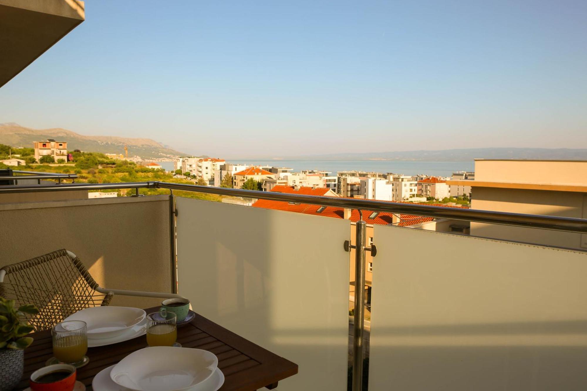 Kiki'S Sea View Studio Split Exteriér fotografie